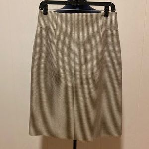 Akris Punto pencil skirt, size 10, like new